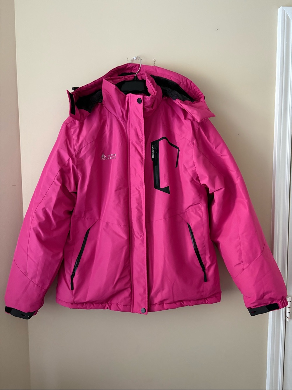 Moerdeng Women’s Bright Pink Winter Snow Ski Waterproof Jacket with Hood XL
